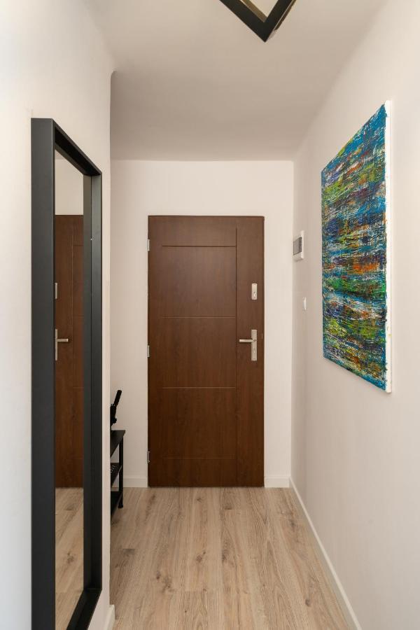 Staymoovers - Ladne Mieszkanie W Poblizu Energylandii - Parking زاتور المظهر الخارجي الصورة